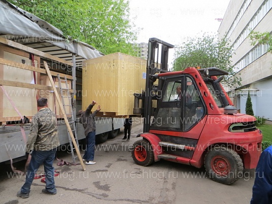 Разгрузка и установка производственного оборудования, такелажные работы