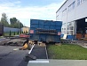 Разгрузка и установка в цехе печи для производства вольфрама, общий массой 105 тонн