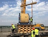 Погрузка в самолет ИЛ-76 катушки с тросом Bridon Bekaert, массой 21 тонна